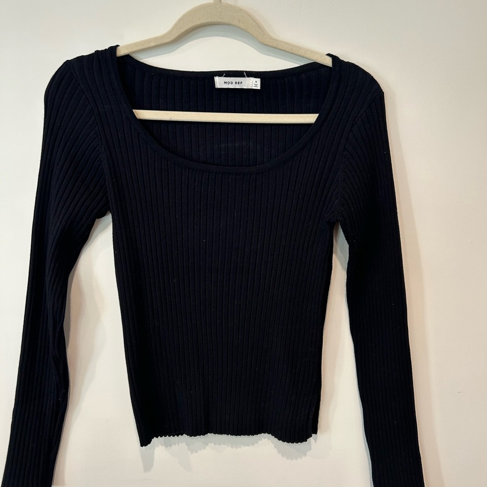 Mod Ref Black Fitted Long Sleeve Ribbed Blouse